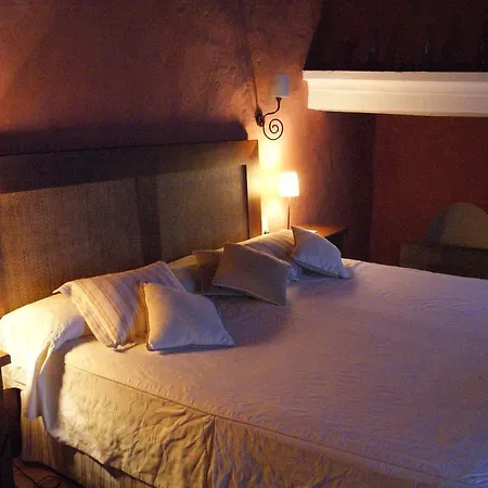 Casa Escobar & Jerez 4*